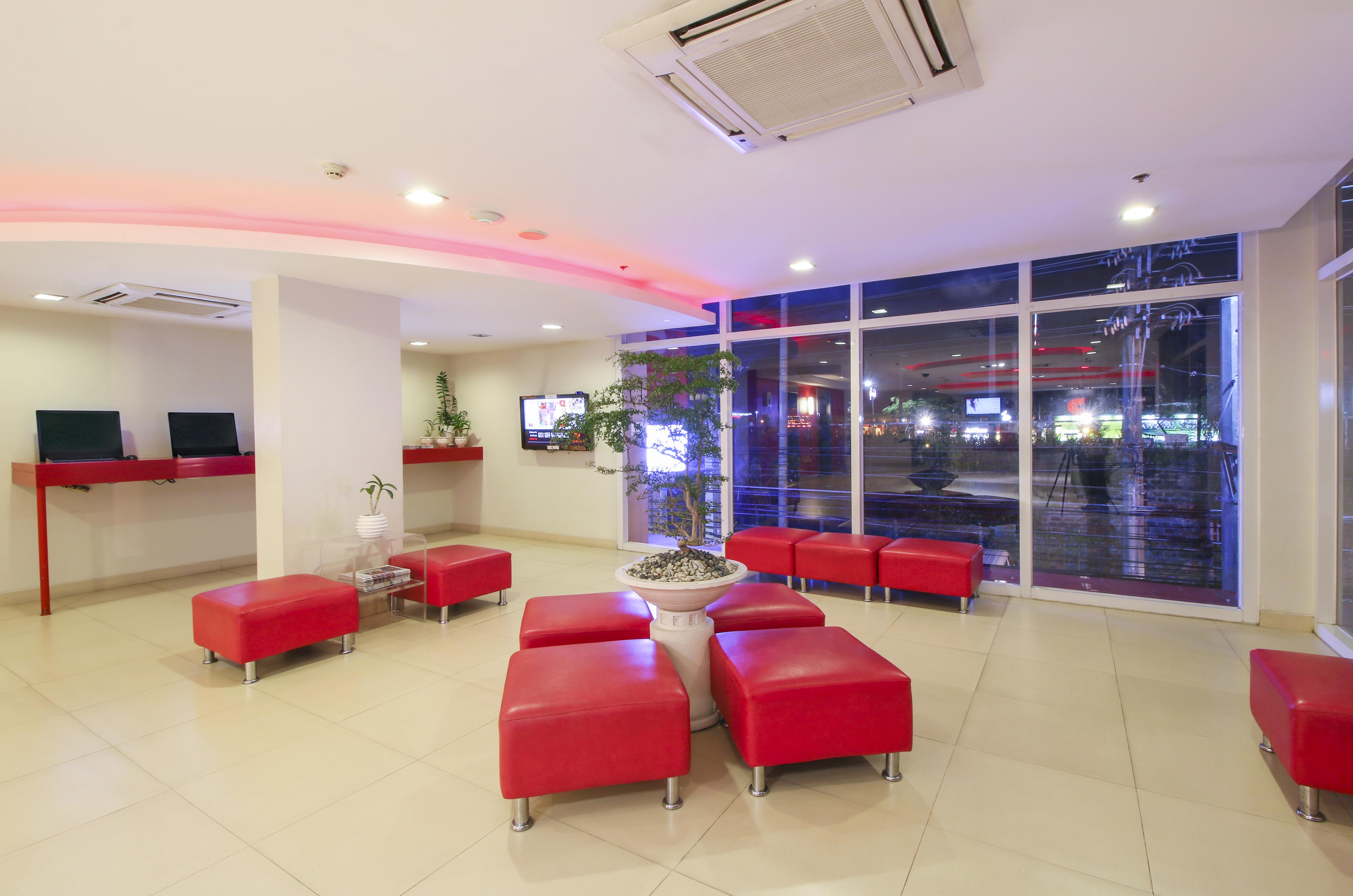 Red Planet Clark Angeles City Eksteriør bilde