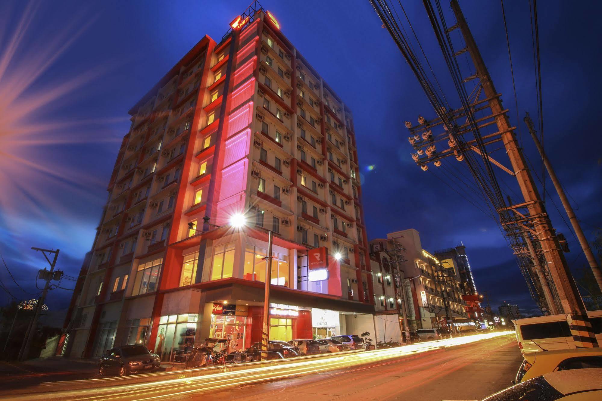 Red Planet Clark Angeles City Eksteriør bilde